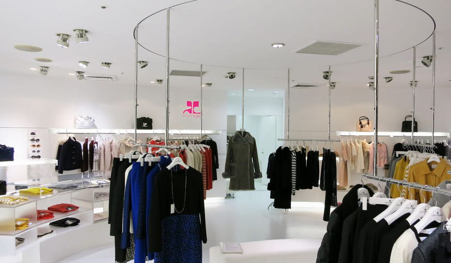 Courreges 玉川高島屋